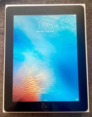 iPad Apple 16GB con caja y cable
