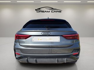 Audi Q3 Sportback TFSIe Black Line 45 TFSI e 180 kW (245 CV) S tronic