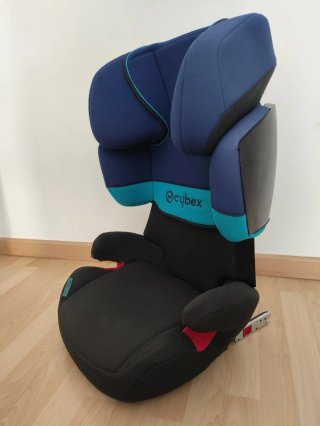 Silla de coche Cybex azul y negra