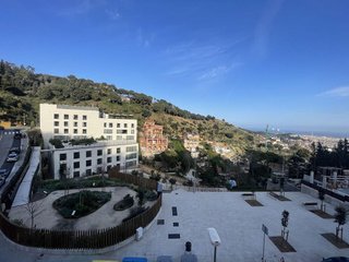 Piso en alquiler en Vallcarca i els Penitents en Barcelona