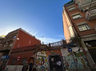Terreno en venta en La Prosperitat en Barcelona