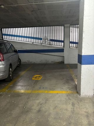 Garaje en alquiler en Martín Carpena - Torre del Río en Málaga
