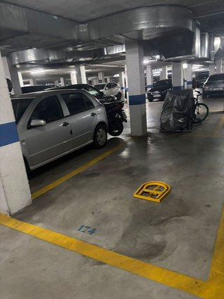 Garaje en alquiler en Martín Carpena - Torre del Río en Málaga