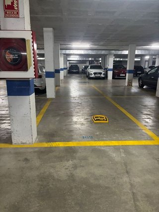 Garaje en alquiler en Martín Carpena - Torre del Río en Málaga