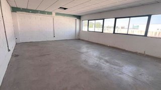 Nave industrial en alquiler en Reyes Católicos en Alcalá de Henares