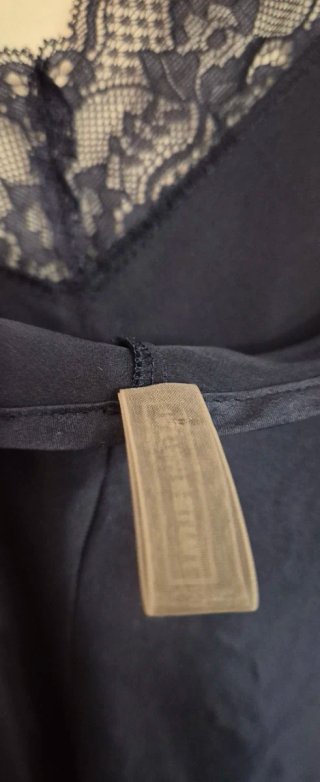 Top lencero Intimissimi azul con encaje