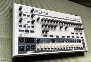 Behringer RD-9 En Garantía - Apenas Usada