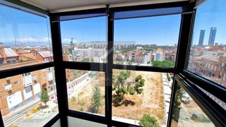 Piso en alquiler en Valdeacederas en Madrid