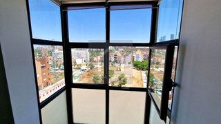 Piso en alquiler en Valdeacederas en Madrid
