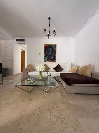 Piso en alquiler en Los Naranjos - Las Brisas en Marbella