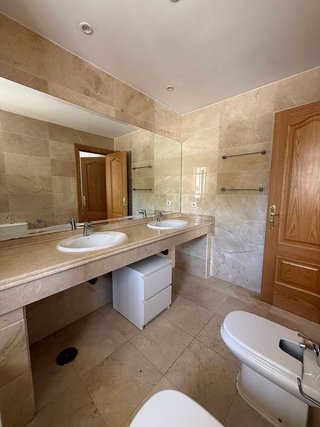 Piso en alquiler en Los Naranjos - Las Brisas en Marbella