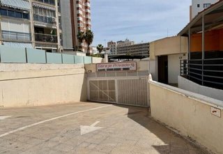 Garaje en venta en Pueblo Poniente en Benidorm