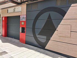 Local comercial en alquiler en Barrio de Zaidín en Granada