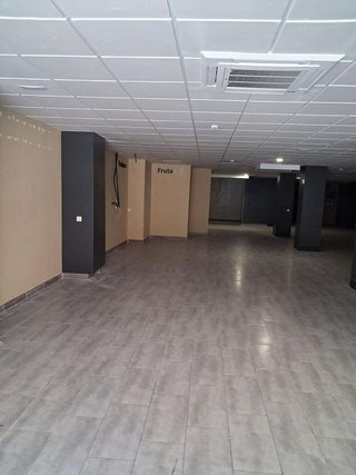Local comercial en alquiler en Barrio de Zaidín en Granada