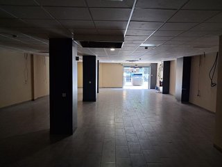 Local comercial en alquiler en Barrio de Zaidín en Granada