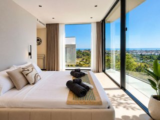 Chalet en alquiler en Nueva Andalucía centro en Marbella