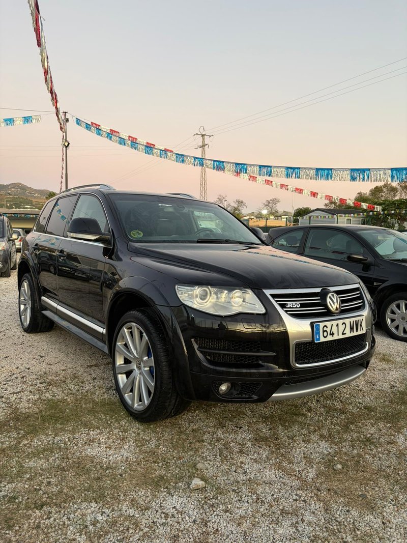 Volkswagen Touareg 2010 - foto 1
