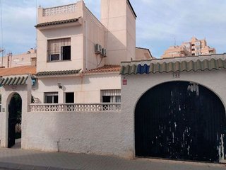 Chalet en venta en Nueva Torrevieja - Aguas Nuevas en Torrevieja