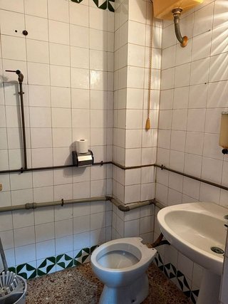 Local comercial en alquiler en Carrús Oest - El Toscar en Elche