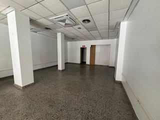 Local comercial en alquiler en Plaza de la Luz en Ejido (El)