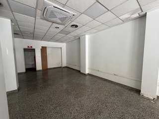 Local comercial en alquiler en Plaza de la Luz en Ejido (El)