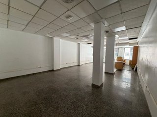 Local comercial en alquiler en Plaza de la Luz en Ejido (El)