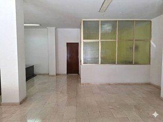 Local comercial en venta en Zona Convento - Virgen de la Cabeza en Valdepeñas
