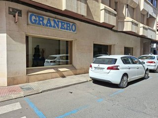 Local comercial en venta en Zona Convento - Virgen de la Cabeza en Valdepeñas