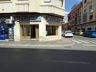 Local comercial en venta en Zona Convento - Virgen de la Cabeza en Valdepeñas