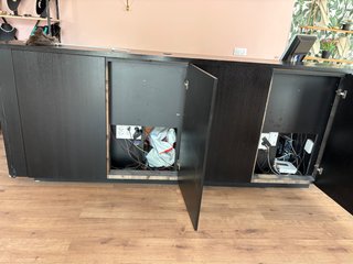 Mueble mostrador madera negro