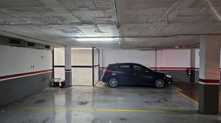 Garaje en venta en La Salut - Lloreda en Badalona
