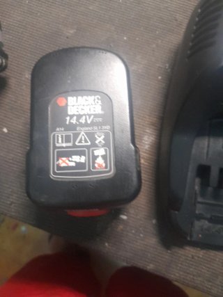 Cargador Batería Black & Decker 14.4V
