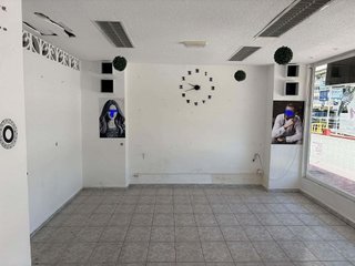 Local comercial en venta en Playa de Levante en Benidorm