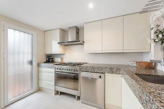 Casa adosada en venta en Los Naranjos - Las Brisas en Marbella