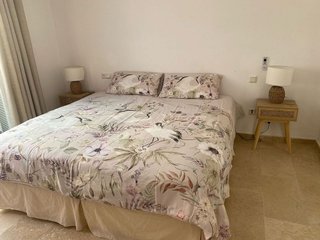 Casa adosada en alquiler en Nueva Andalucía centro en Marbella