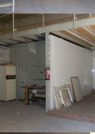 Nave industrial en venta en La Paz en Alcalá de Guadaira