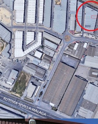 Nave industrial en venta en La Paz en Alcalá de Guadaira