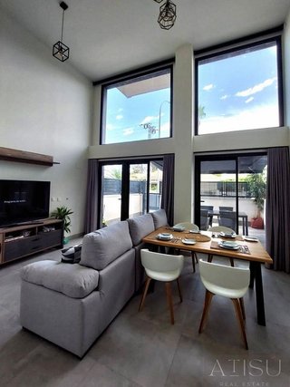 Casa en alquiler en Playa Mucha Vista en Campello (el)