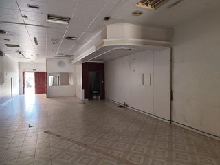 Local comercial en alquiler en Carballo