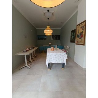 Local comercial en alquiler en Nueva Andalucía centro en Marbella