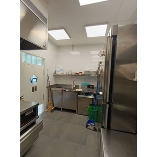 Local comercial en alquiler en Nueva Andalucía centro en Marbella