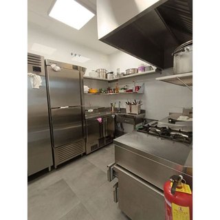 Local comercial en alquiler en Nueva Andalucía centro en Marbella