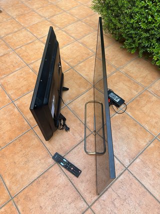 TELEVISION SONY Y PHILIPS 42” y 32 “