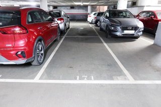 Garaje en alquiler en Sants en Barcelona