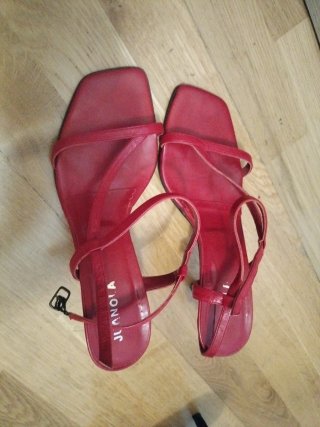 Sandalias tacón rojas talla 37