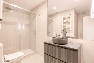 Piso en alquiler en Palos de Moguer en Madrid
