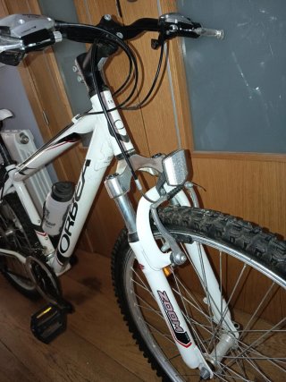 Bicicleta Orbea Blanca