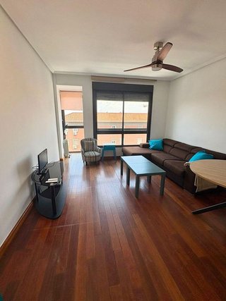 Piso en alquiler en Castillejos en Madrid