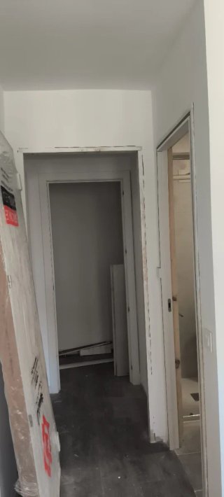 Montador de puertas