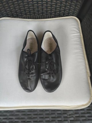 Zapatos de jotera Alegra negros
